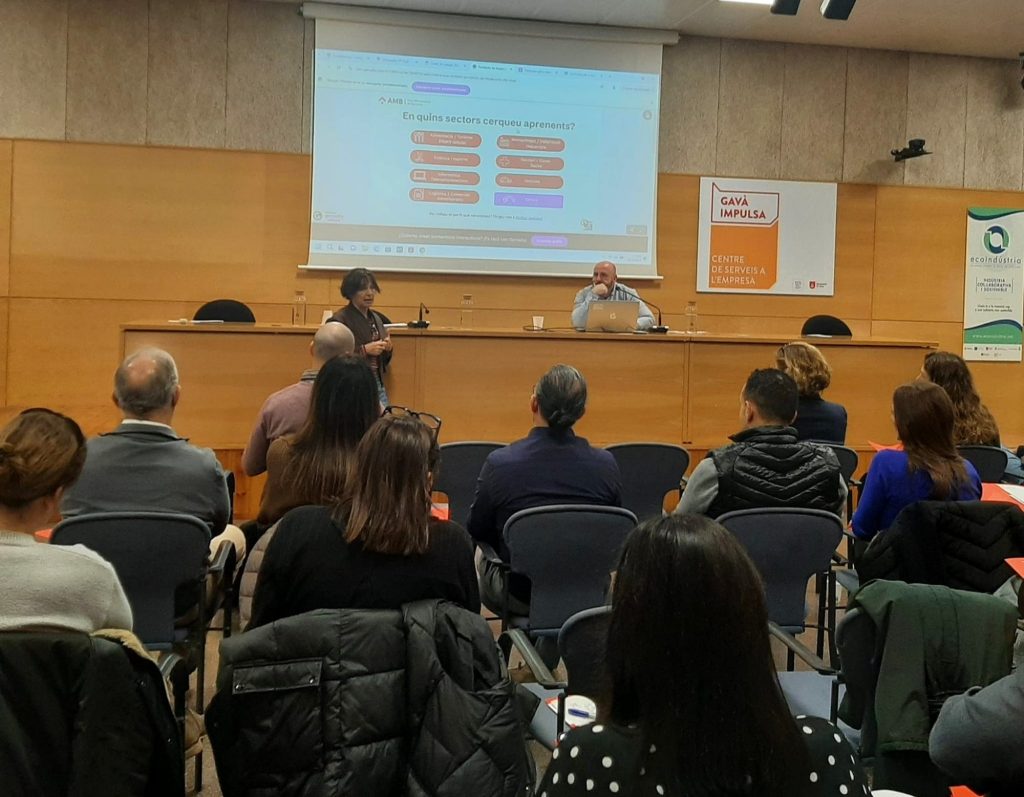 Foto1 Acte presentació FP dual Empreses de Gavà